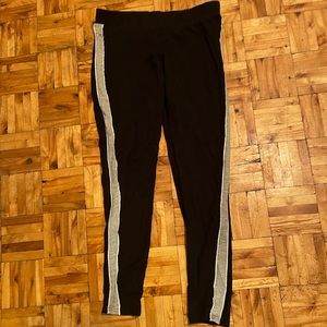 Black and grey stripe leggings